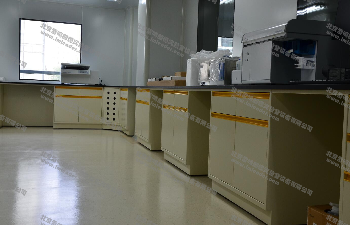 北京雷鸣朗德实验室设备有限公司,实验室设备,实验台厂家,实验室储物柜,实验室家具,实验室实验台,实验台,通风柜,通风系统,北京实验台,实验室装修,气路工程,实验室装修,实验台生产厂家,药品柜,试剂柜,实验柜,通风柜,防爆柜,毒品柜,气瓶柜,天平台,实验室储物柜