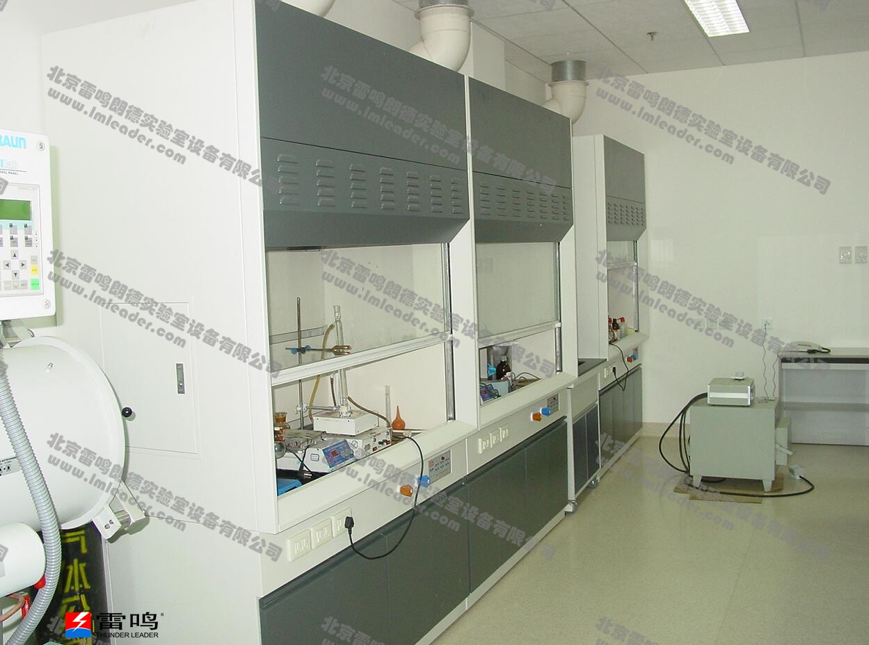 常规性连体型通风柜.jpg 常规性连体型通风柜.jpg
